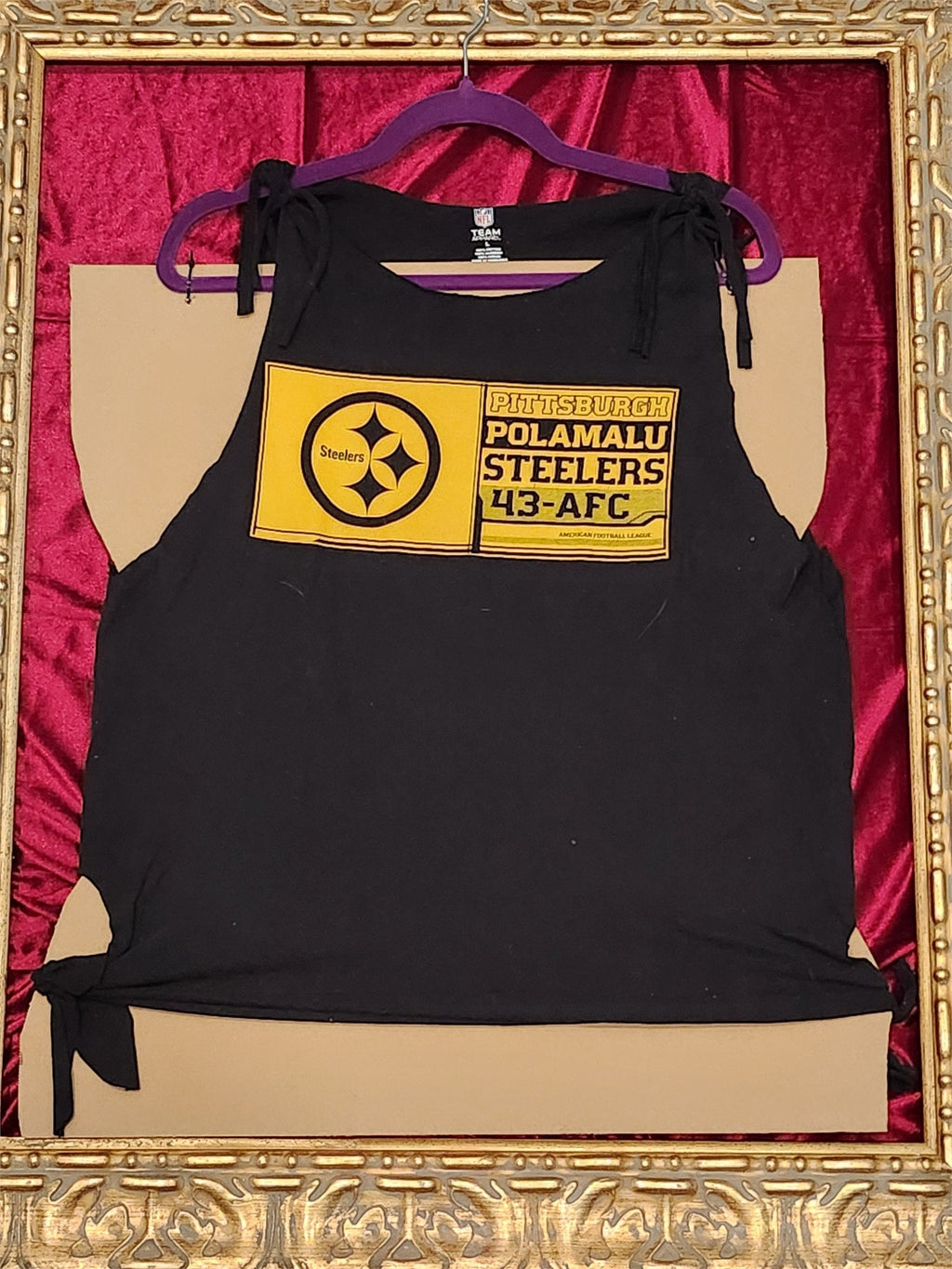 Pittsburgh Steelers – One-of-a-Kind Women’s L Reworked Tank