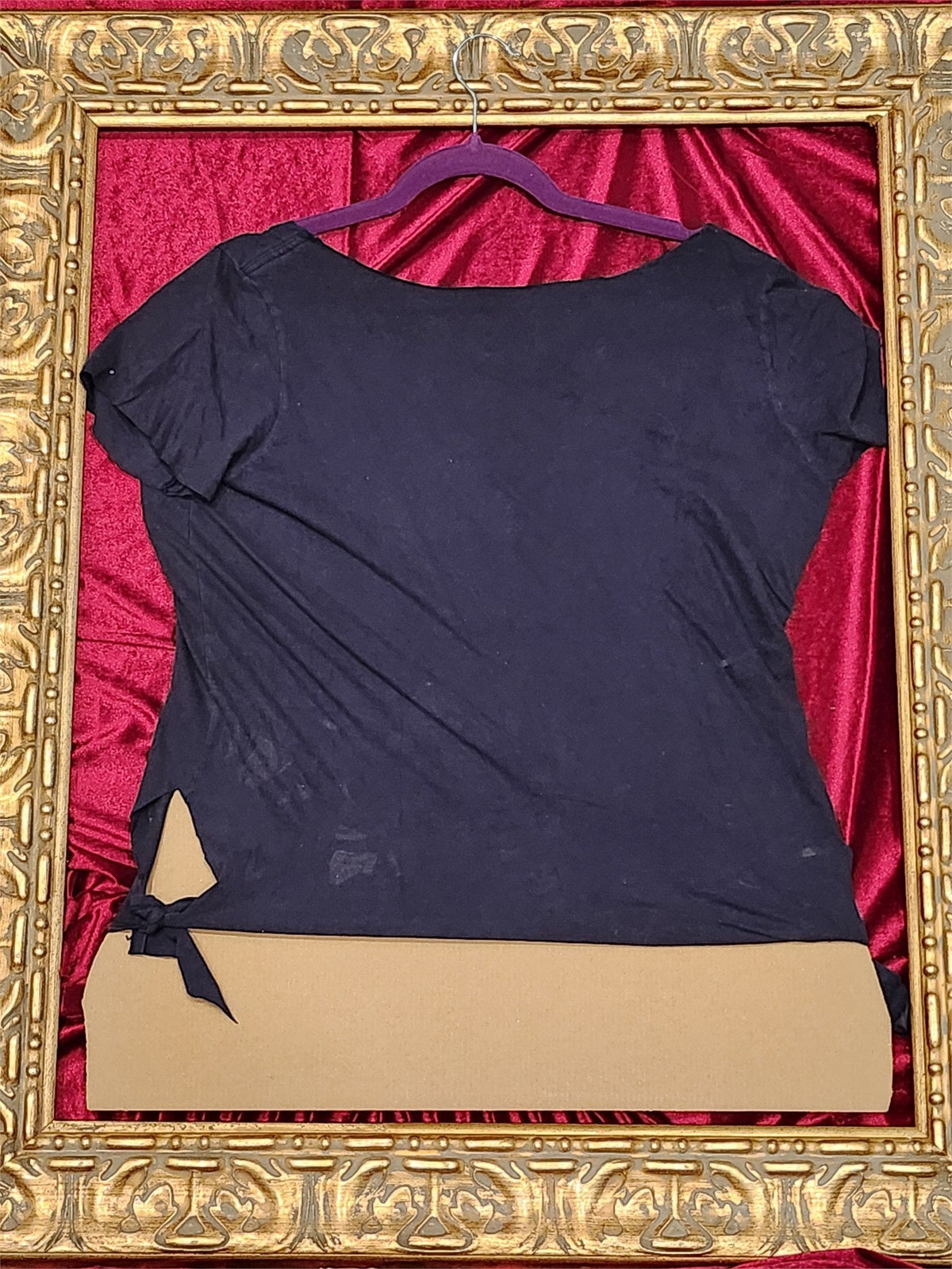 Nike – One-of-a-Kind Women’s L Reworked Shirt - additional view