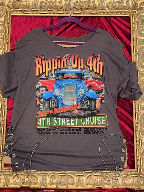 4th Street Cruise – One-of-a-Kind Women’s L Reworked Shirt
