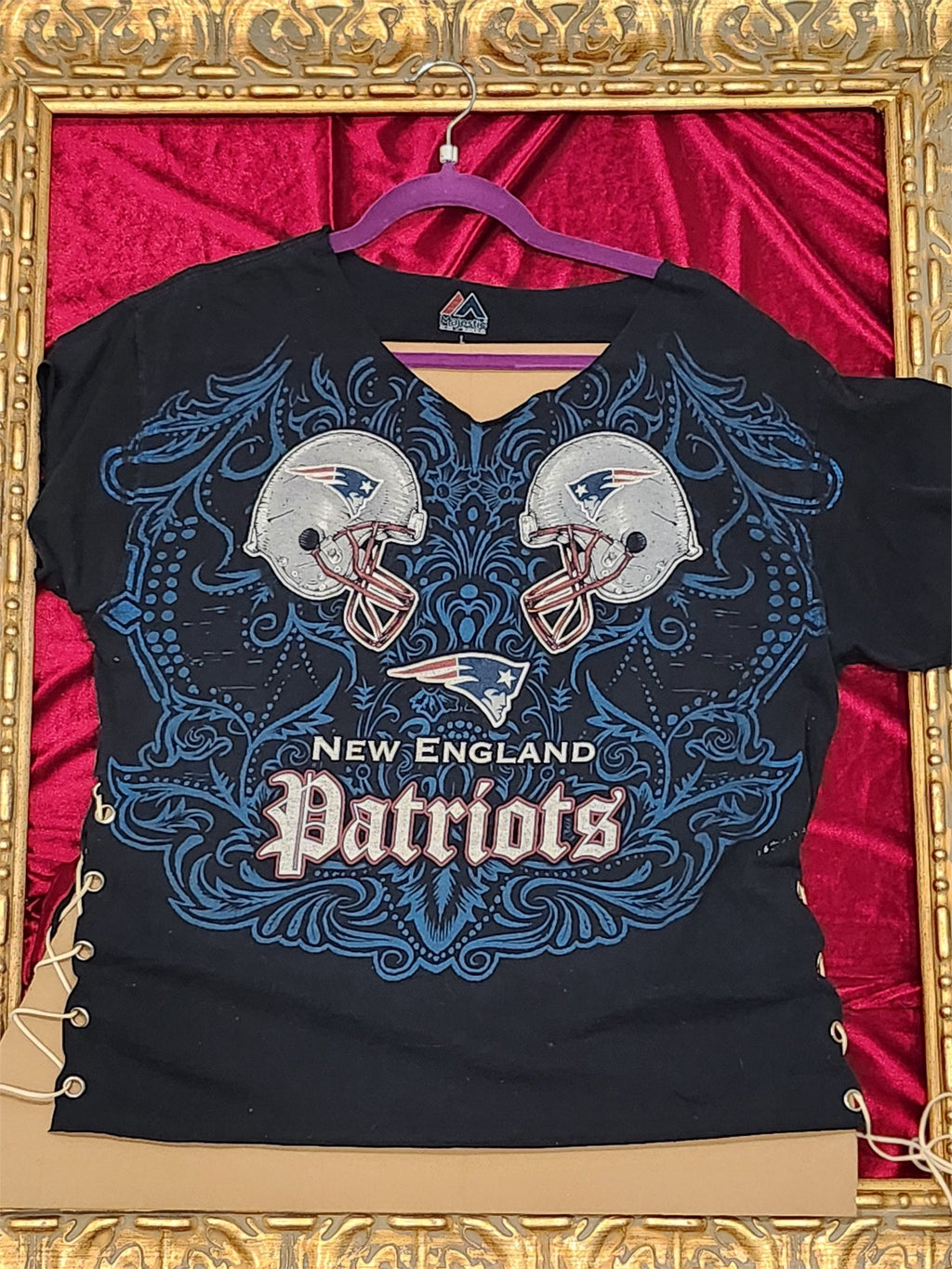 One-of-a-Kind New England Patriots Reworked Shirt – Size L